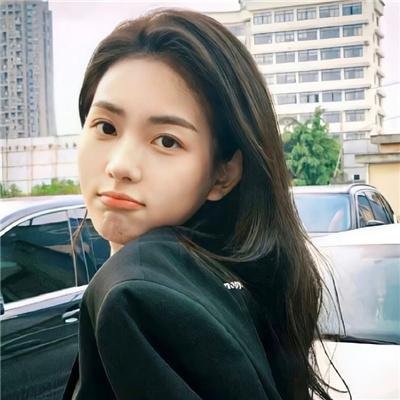 滑板女孩